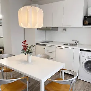 Renovated City Center Apt End Of Sept 23 Appartamento